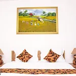 Santi Homestay
