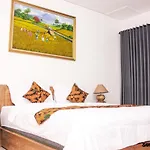 Santi Homestay