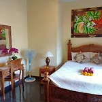 Pondok Taman Asri Homestay