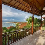 Lembongan Reef Bungalow