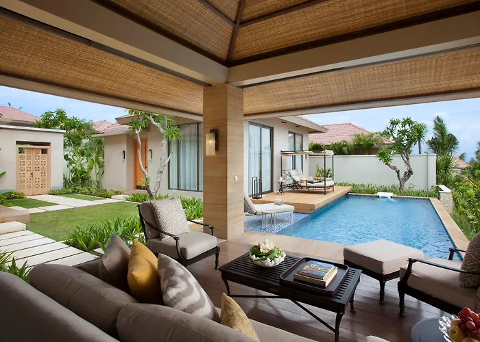 Mulia Villas