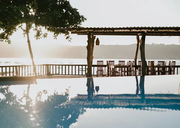 Dini D\'Nusa Lembongan
