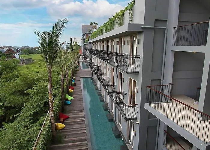 Frii Bali Echo Beach