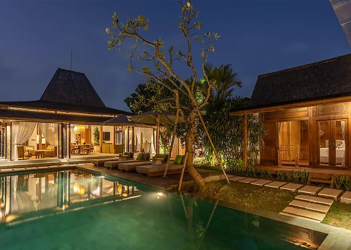 Villa Sebelah By Optimum Bali Villas