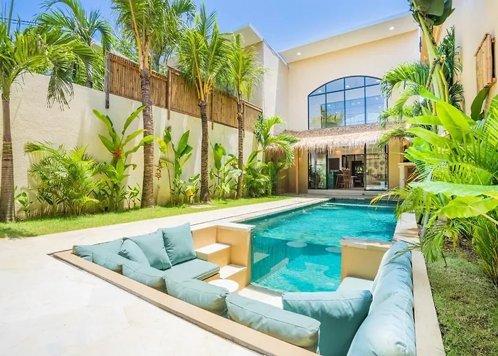 Villas Moma Complex