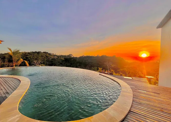 Kelingking Parama Resort