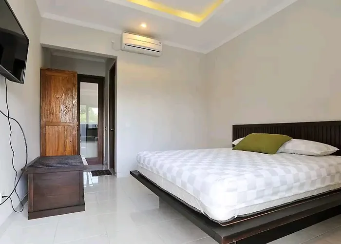 G\'Nusa Kost