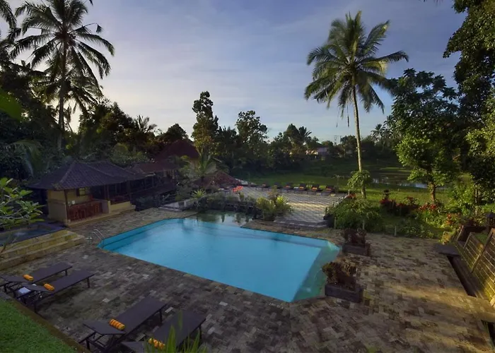 Cempaka Belimbing Villa
