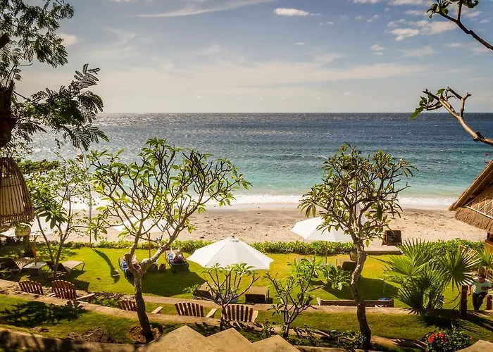 Aquamarine Beach Villas