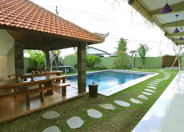 Cempaka Mas Guesthouse