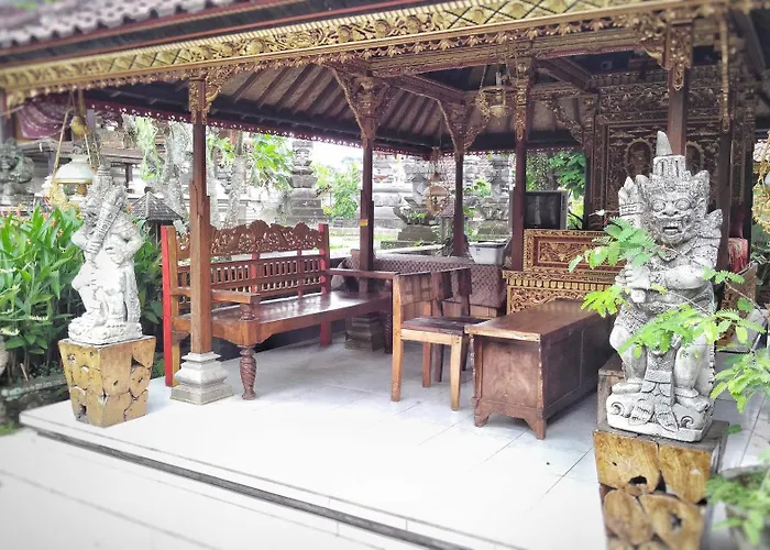 Rona Accommodation