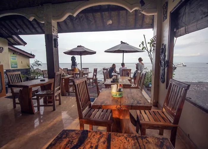 Sunrise Cafe Bungalows