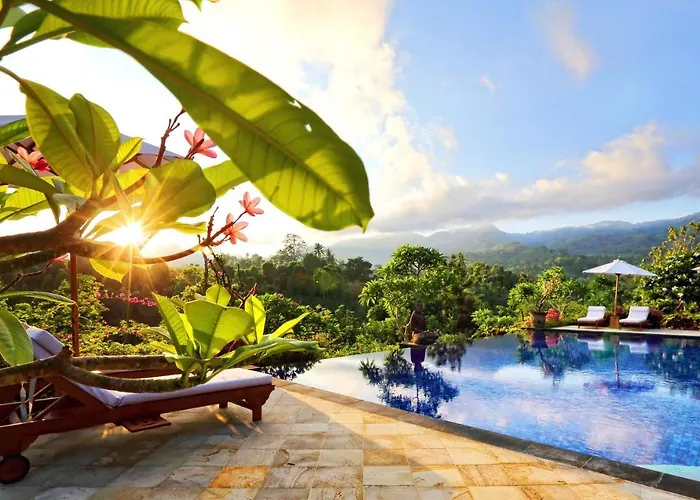 Shanti Natural Panorama View Hotel