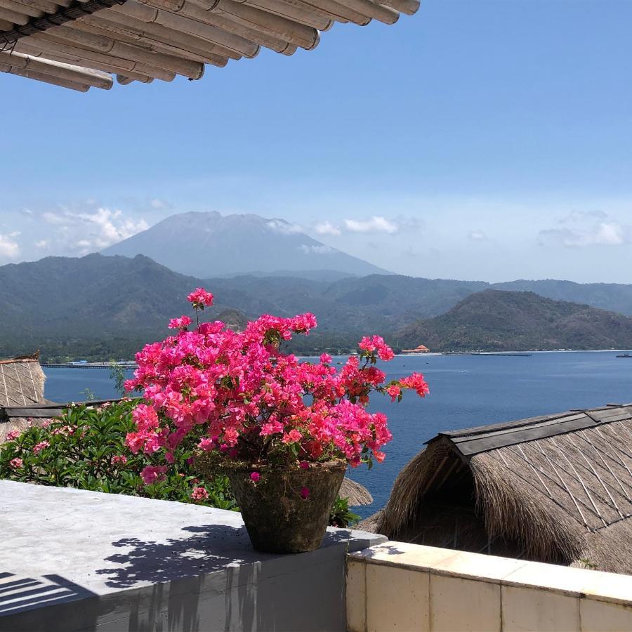 Villa Bloo Lagoon Village *