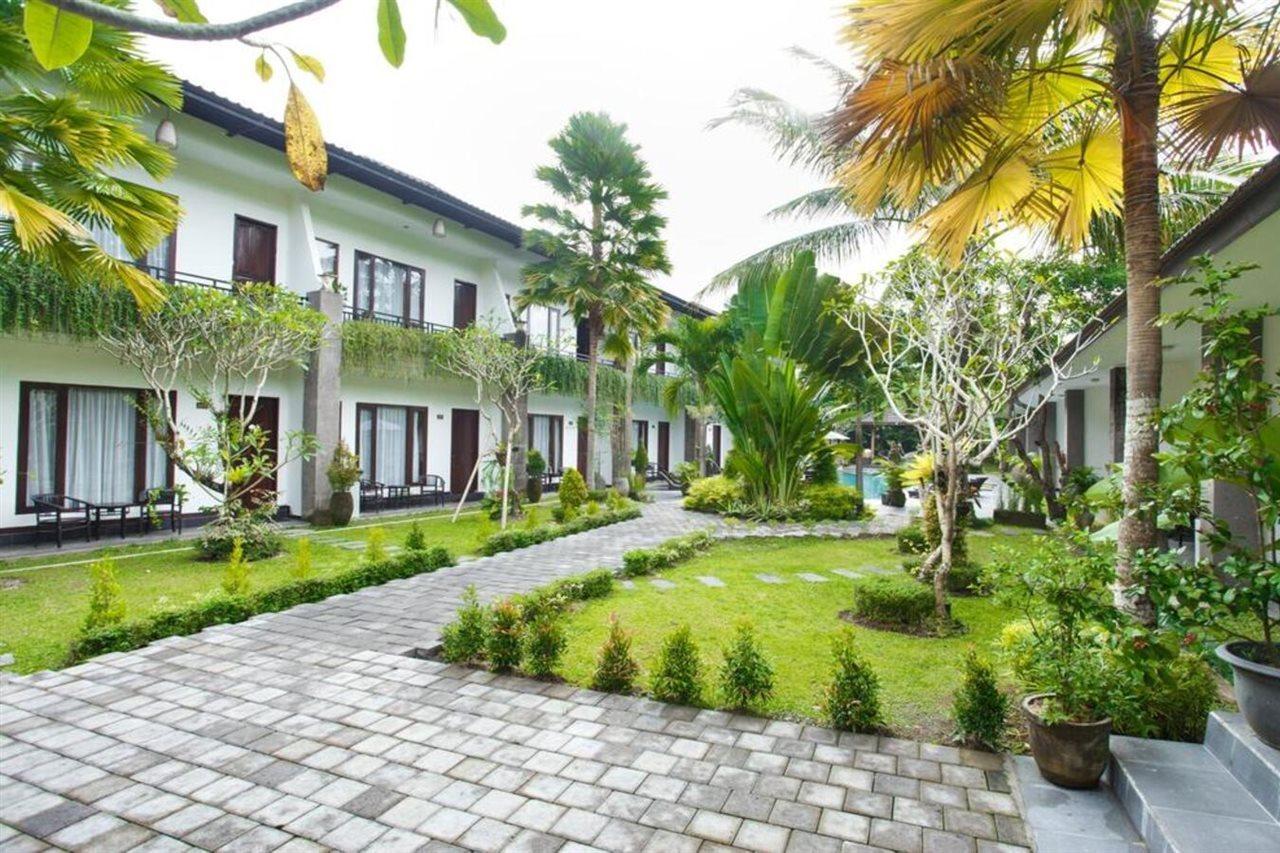 Raya Boutique Hotel 3*