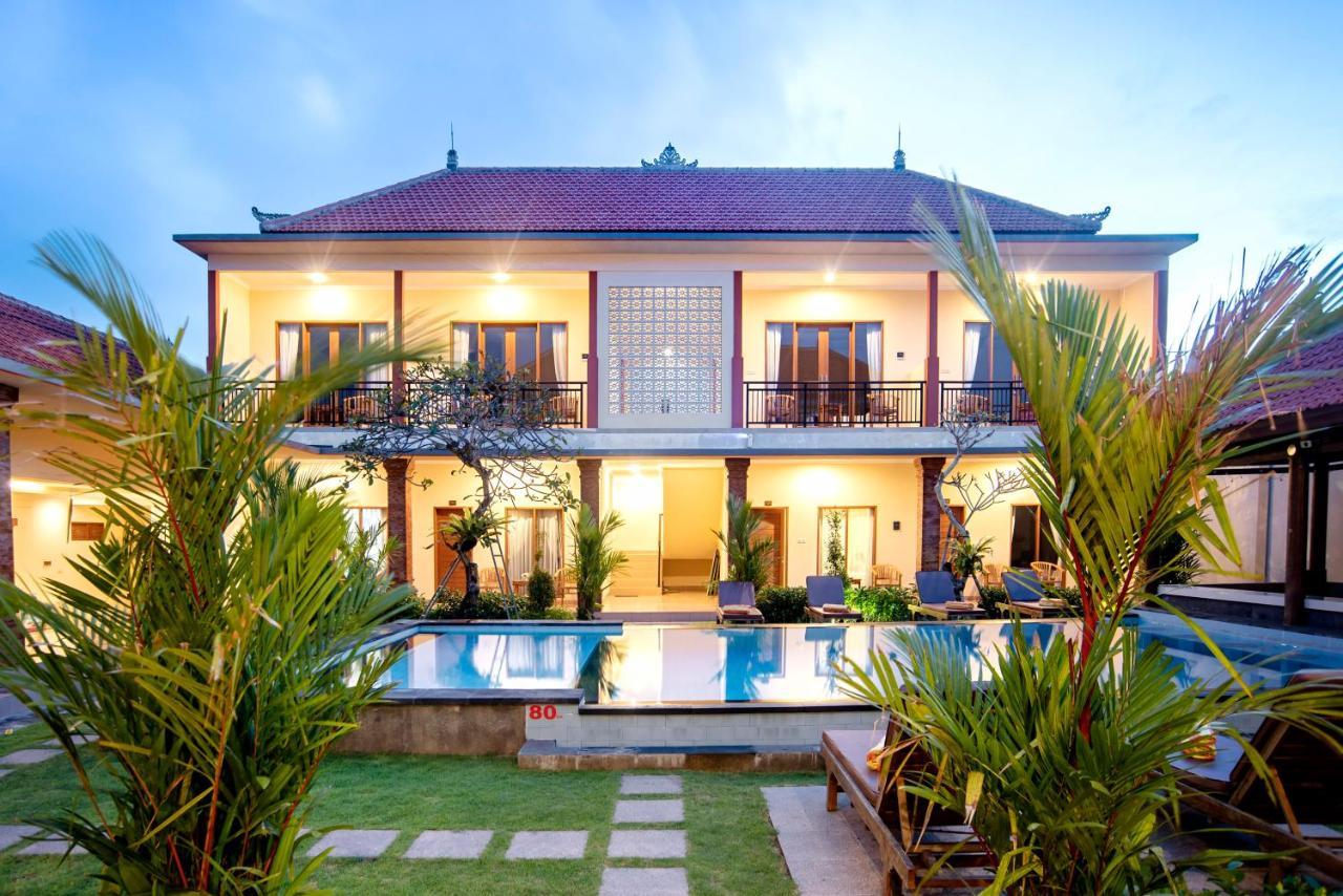 Tom's Pecatu Inn