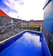 Arya & 2* Kuta (Bali)