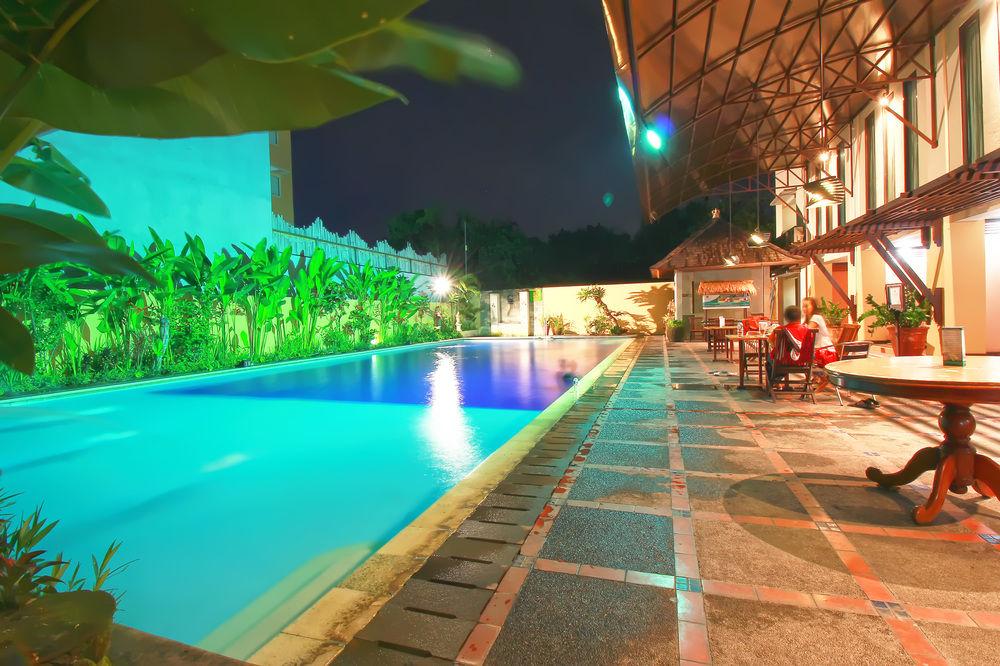 Hotel Grand Santhi