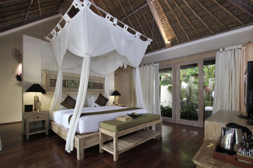 Resor Puri Sunia