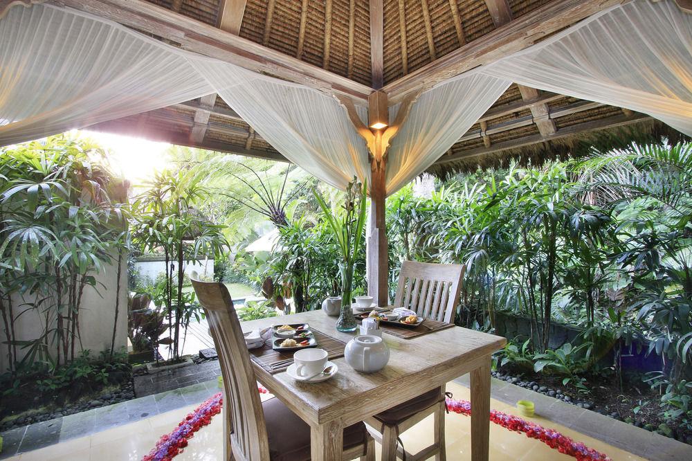 Puri Sunia Resor 4*