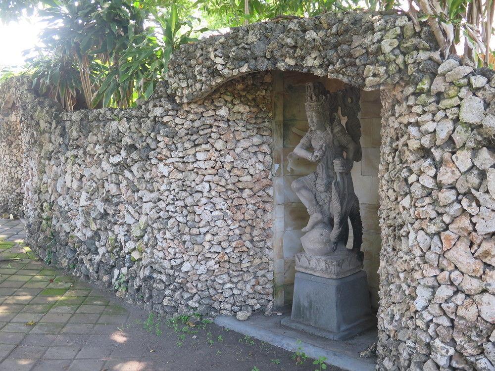La Taverna Resort
