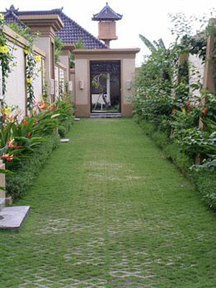 Heliconia Villa