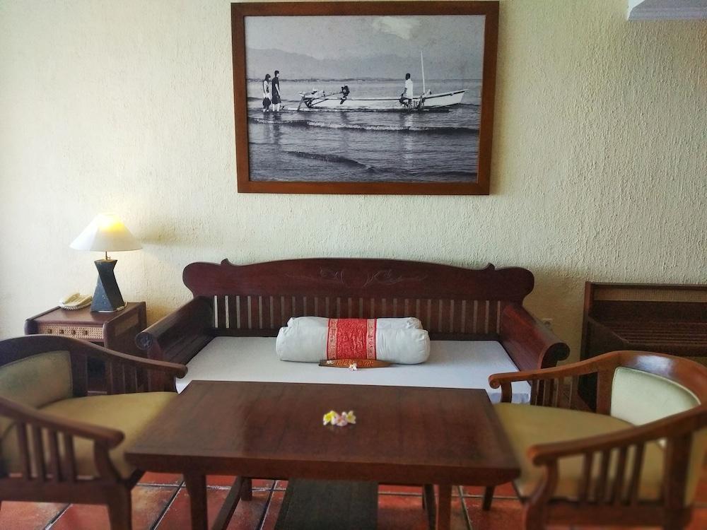 Nugraha Seaview & Holiday park