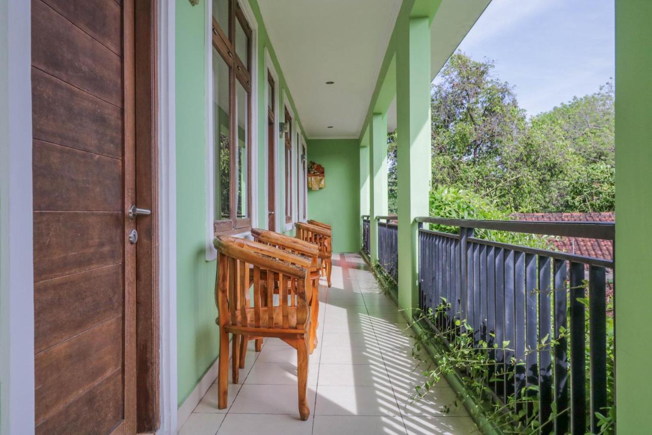 Hotel Oyo 2456 Purnama House Kuta Kuta (Bali)