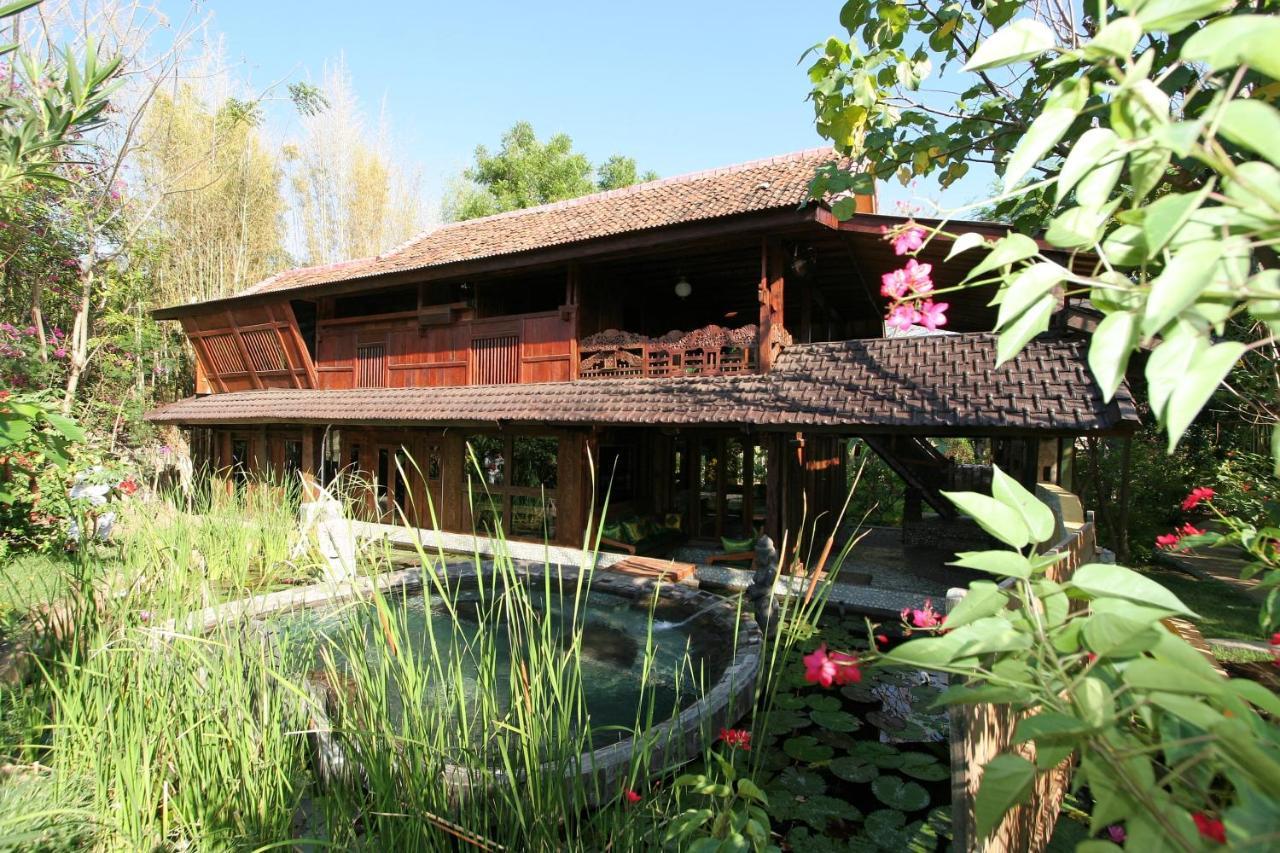 Holiday park Sari & Pemuteran (Bali)