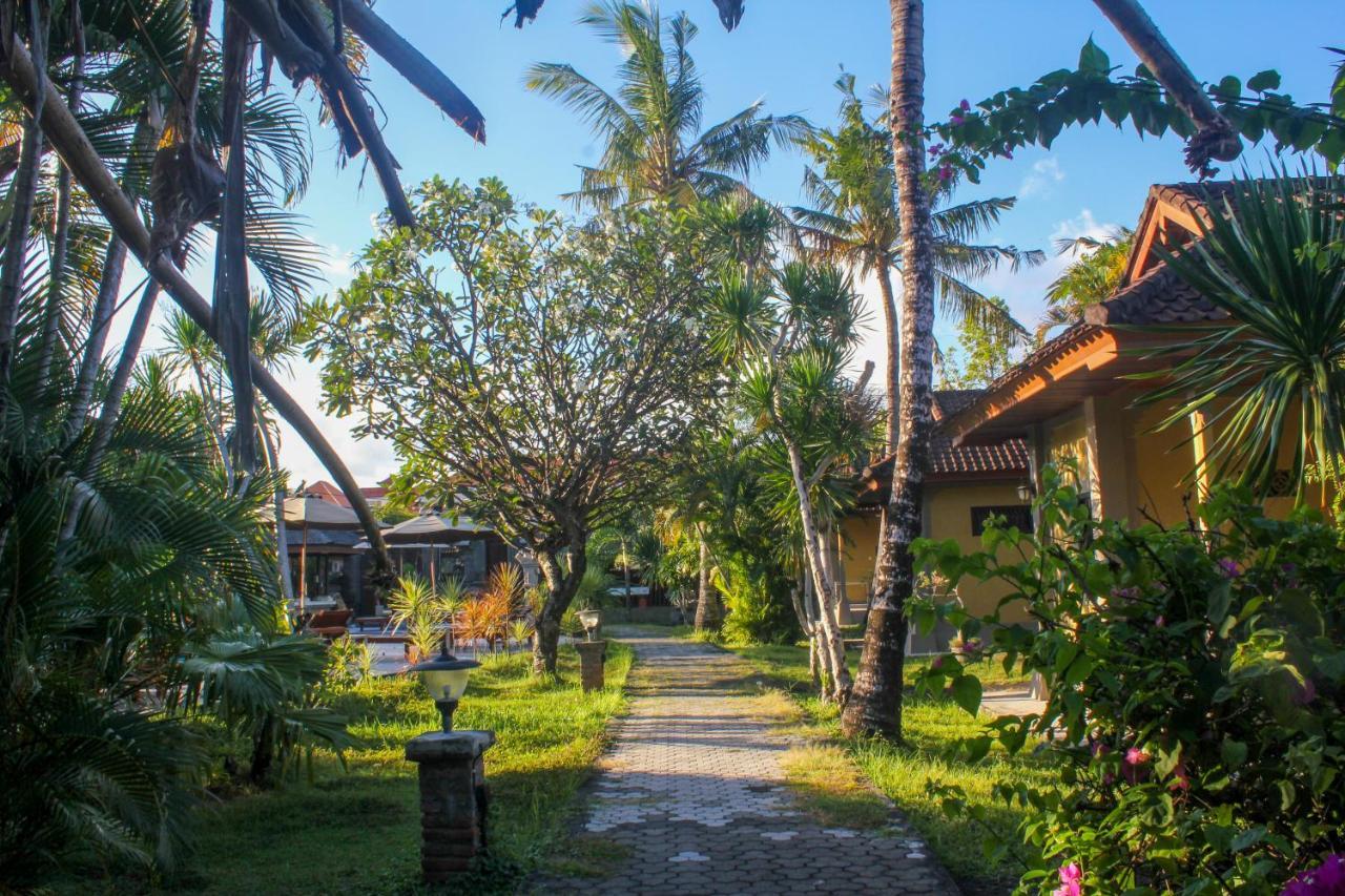 Suji Kuta (Bali)