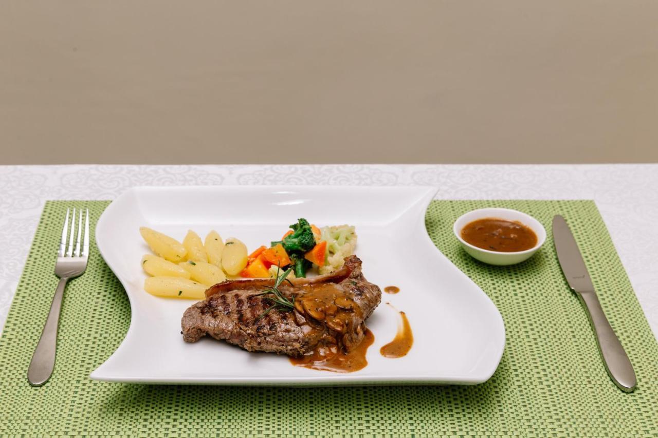 Kubu Benoa Hotel Nusa Dua (Bali)