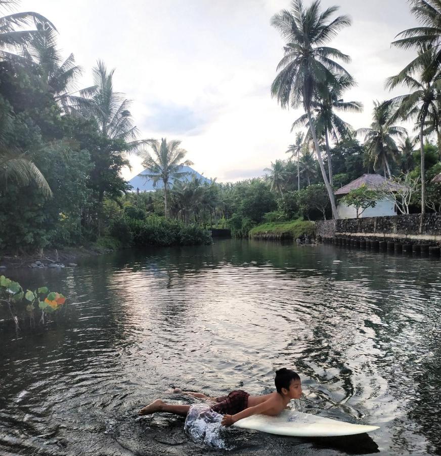 Dalem Surf Retreat *