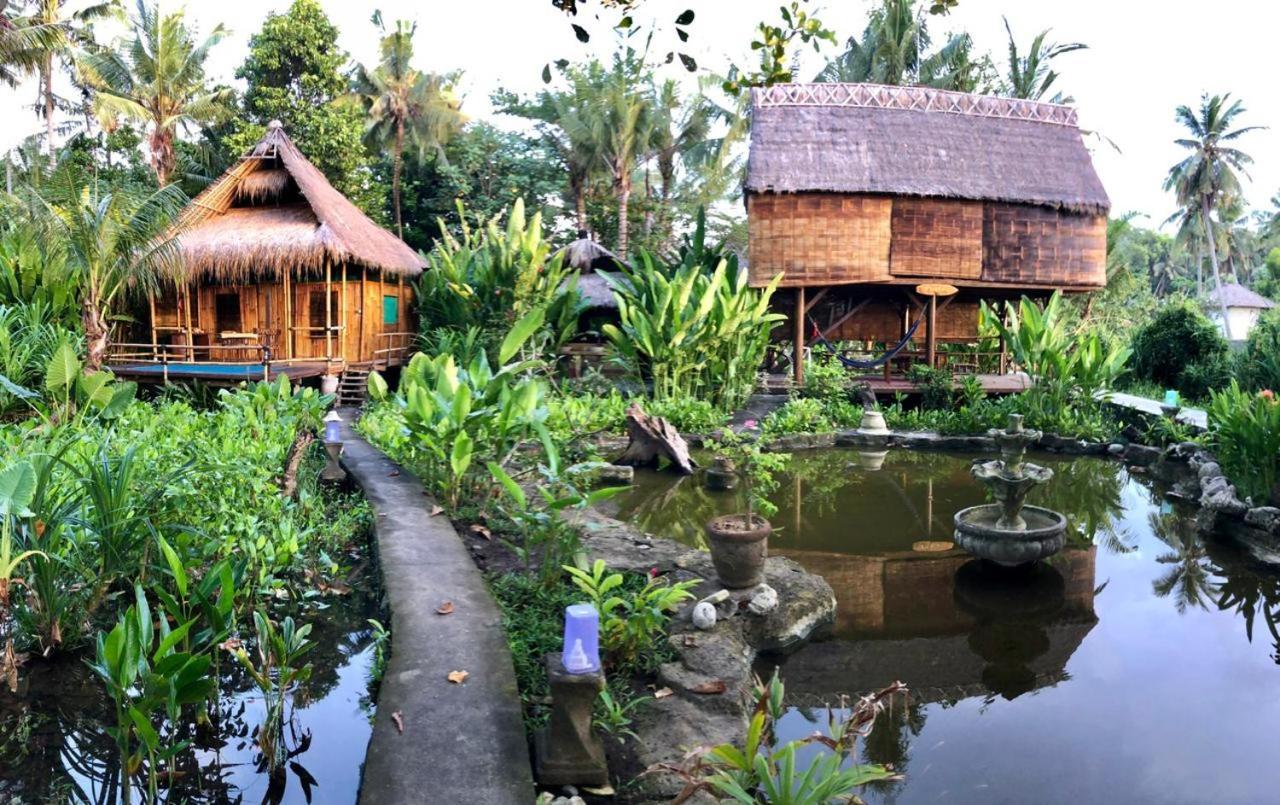 Lodge Dalem Surf Retreat Jasri