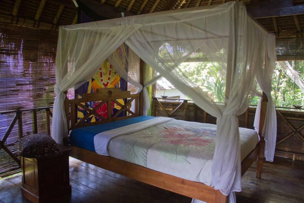 Dalem Surf Retreat * Jasri