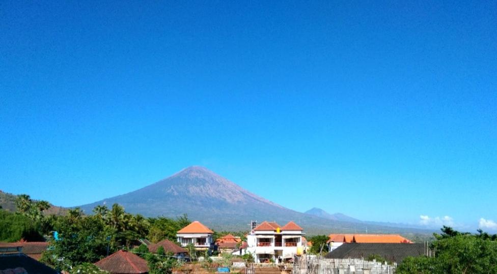 Pelangi *
