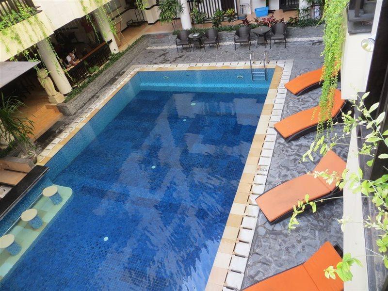 Losari & Kuta Bali Legian (Bali)