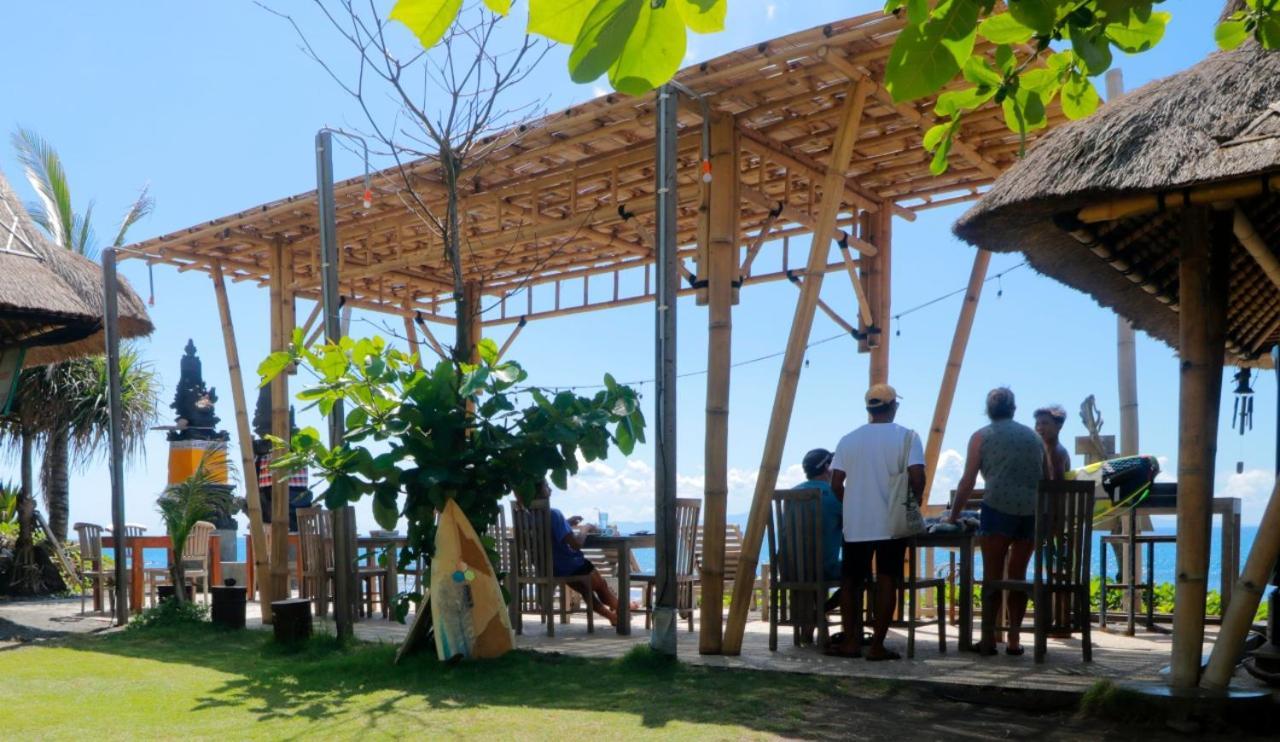 Surf Camp Holiday park Keramas