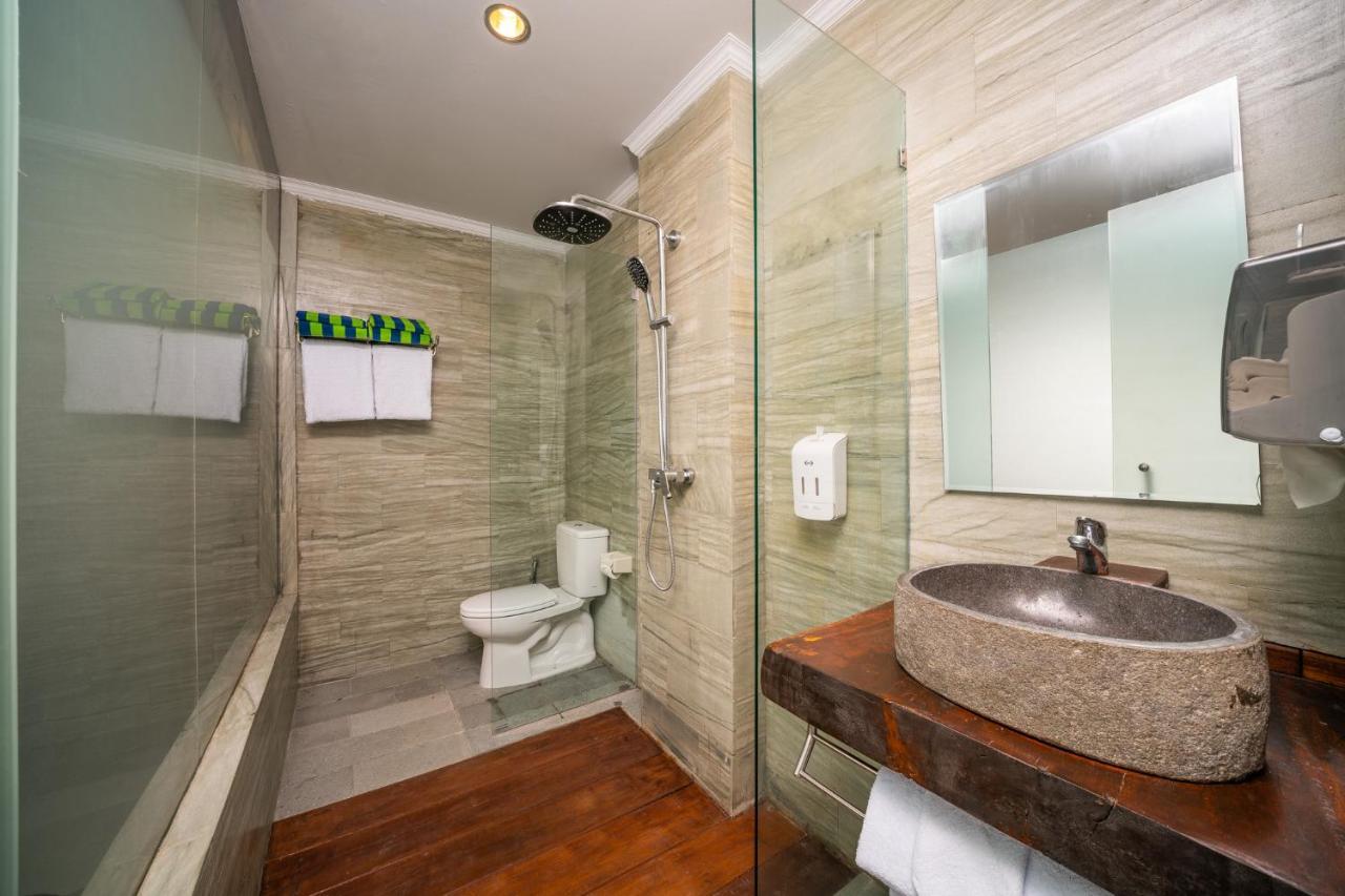 Dreamland View Hotel 3*