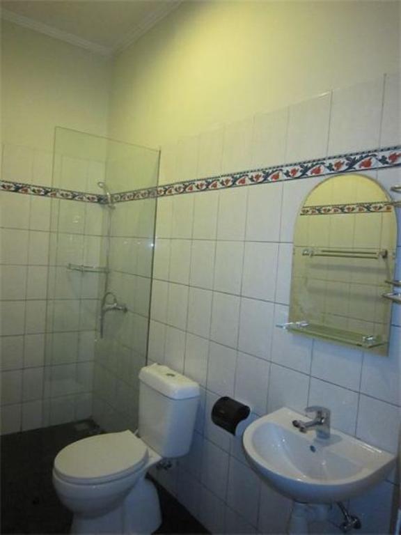 Kennetha Kost Apartment Jimbaran (Bali)