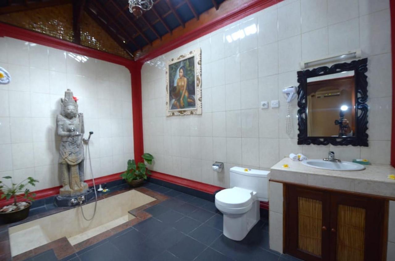 Tirta Ayu And Restaurant Guest house 4*
