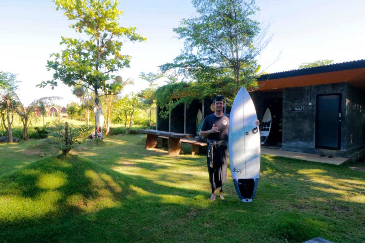 Surf Camp 2* Keramas