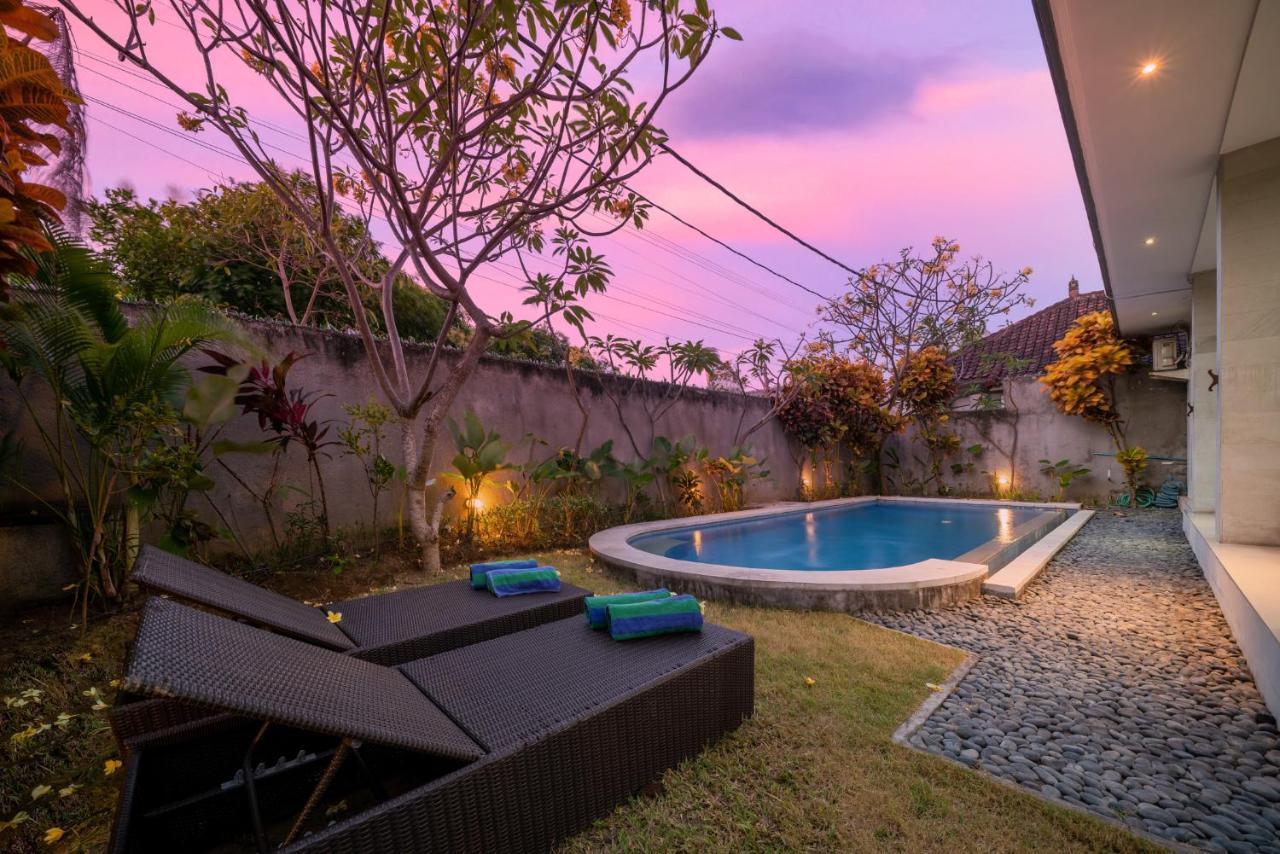 Villa Devina - *