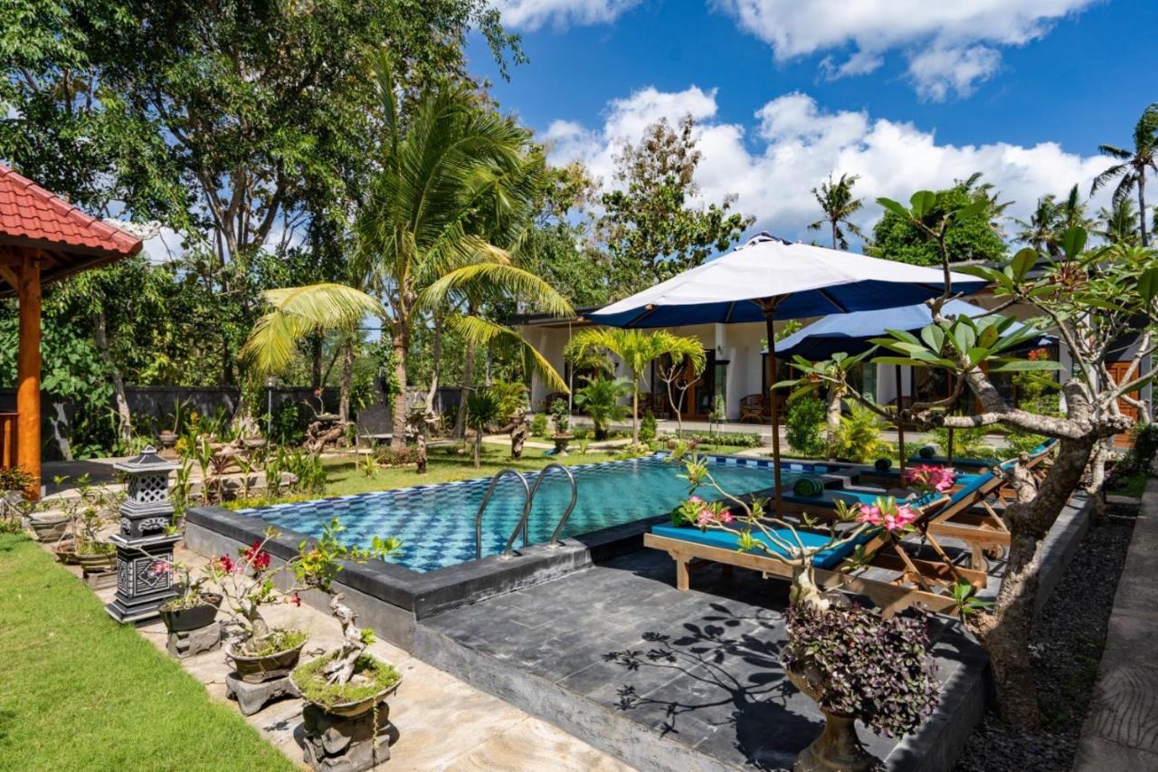 Surya Maha Bungallo Holiday park Toyapakeh