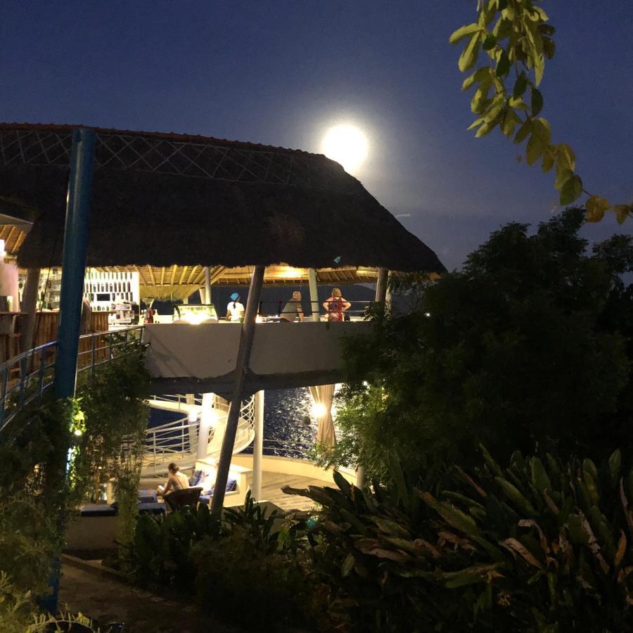 Villa Bloo Lagoon Village