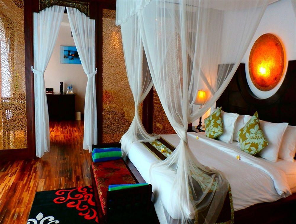 Wyndham Garden Kuta Bali Hotel 4*