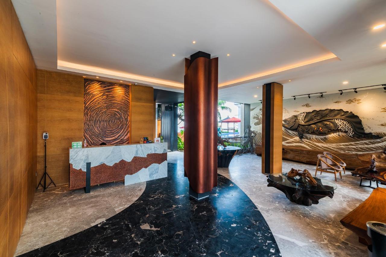 Padmasari Hotel 4*