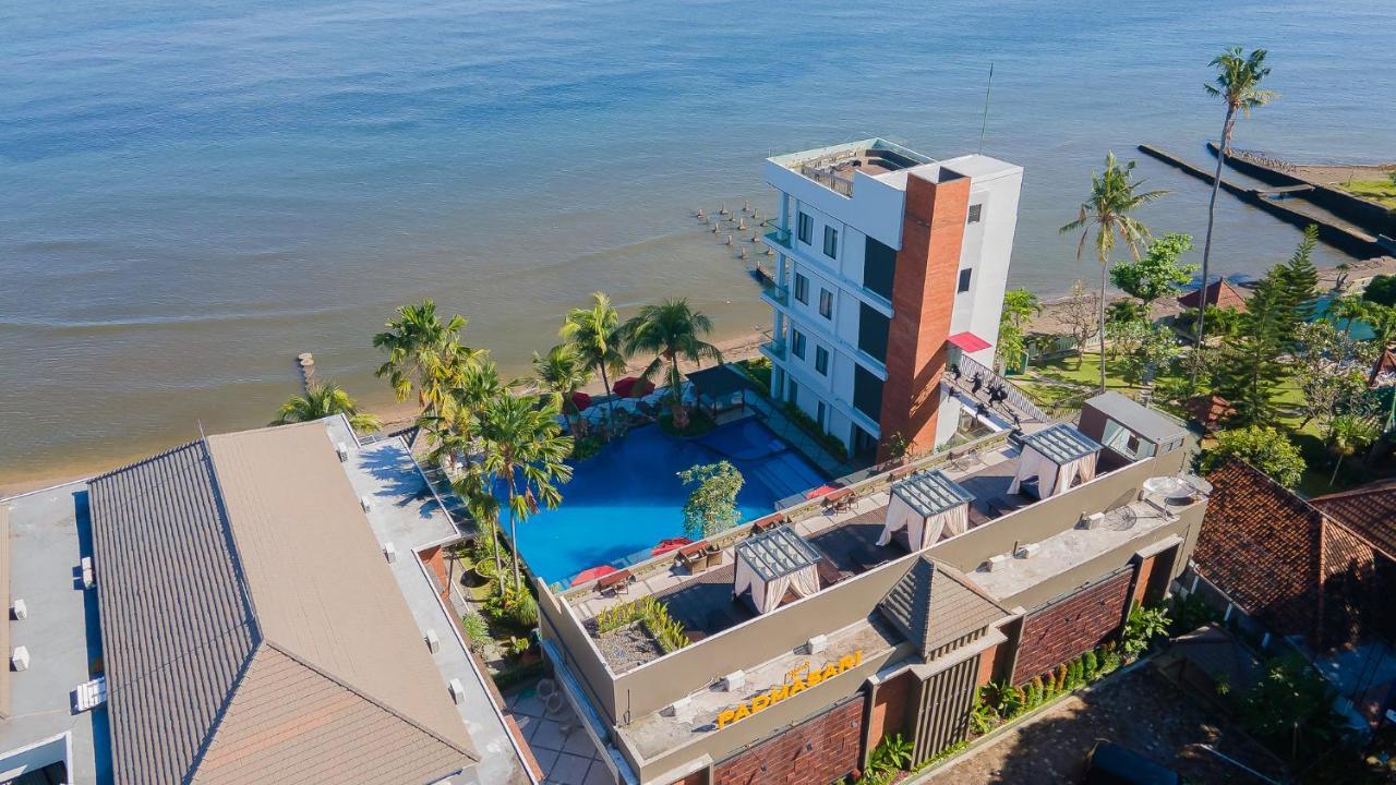 Hotel Padmasari 4*
