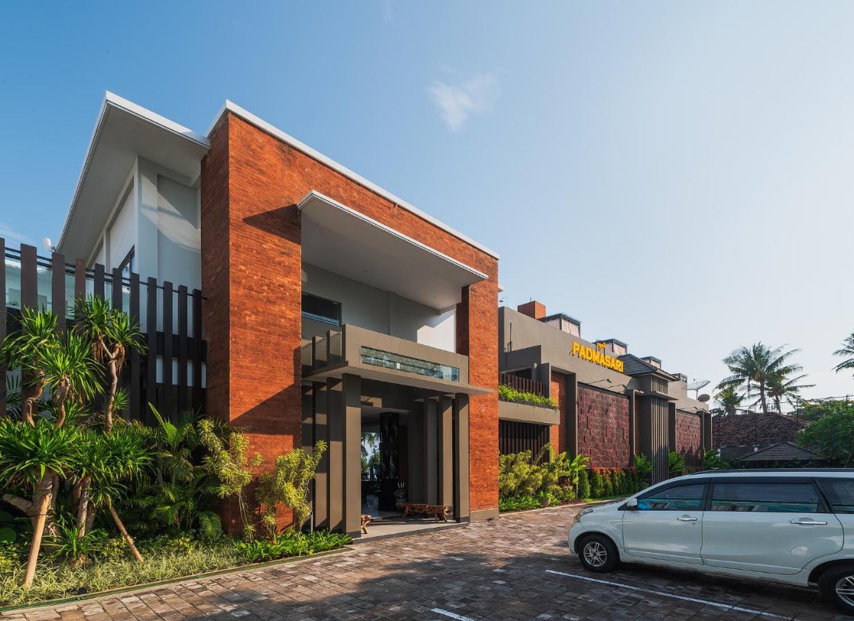 Hotel Padmasari Lovina (Bali)