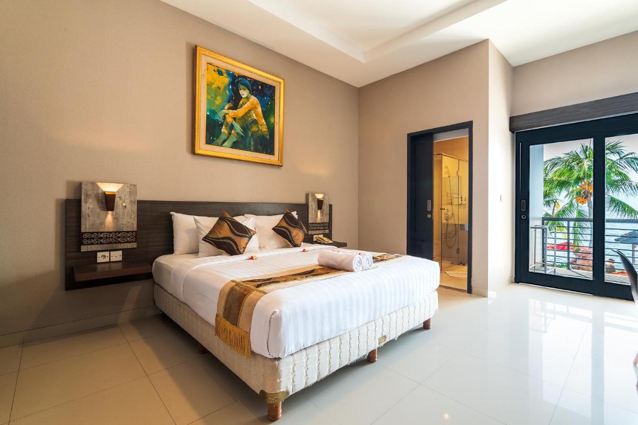 Padmasari Hotel 4*