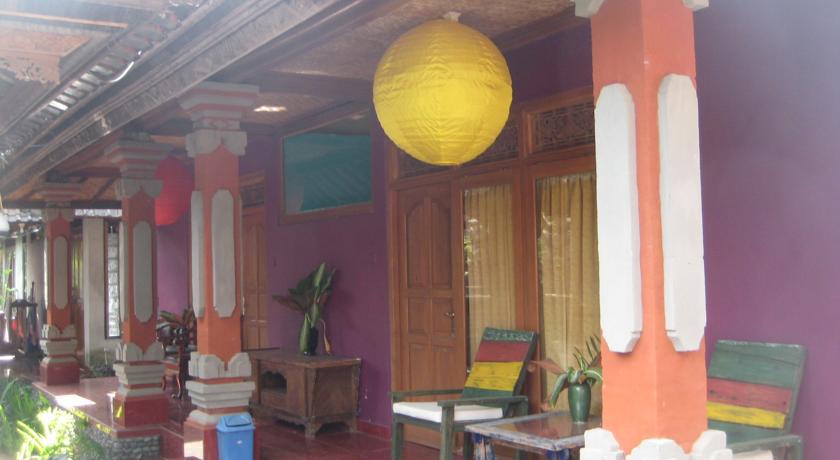 Rona Guest house 2*